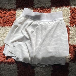 Lululemon Women's White Skirt